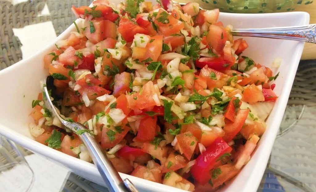 סלט עגבניות קצוץ