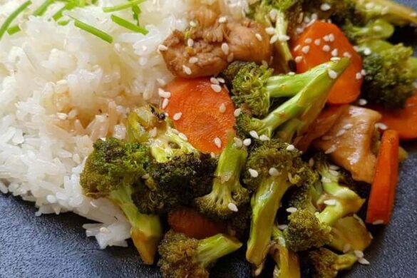 חזה עוף מוקפץ עם ברוקולי