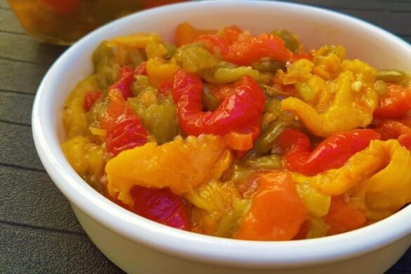 פלפלים קלויים בתחמיץ