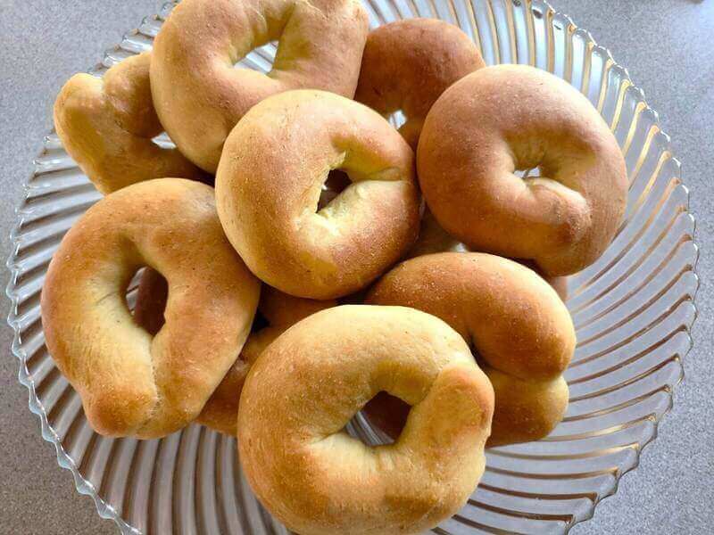 כעכעת - בייגלה עיראקי עם חוויאג לאפייה