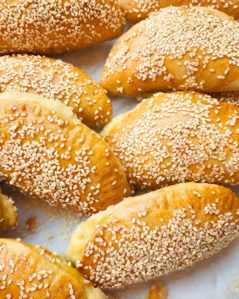 סמבוסק בג'בן – מאפה גבינות עיראקי